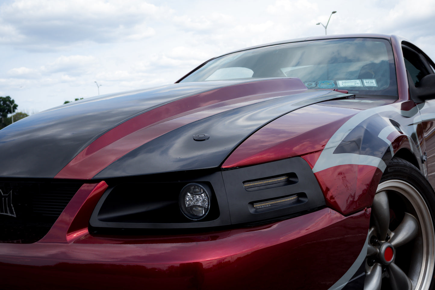 NEW EDGE  - Street Headlight intake with R-70 turn signals.