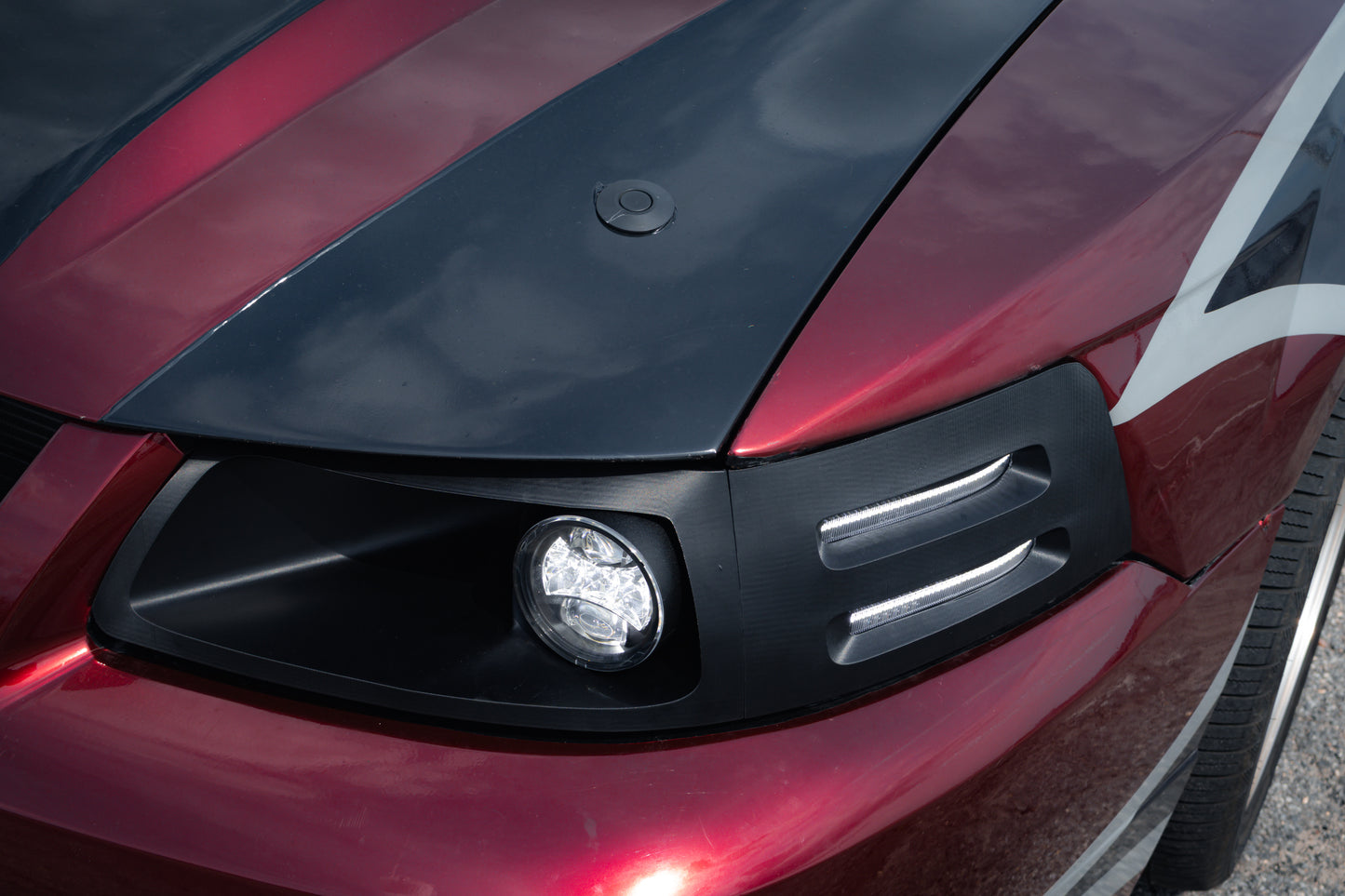 NEW EDGE  - Street Headlight intake with R-70 turn signals.